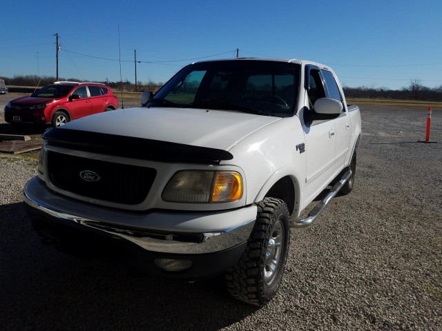 BUY FORD F-150 SUPERCREW 2001 CREW CAB 139