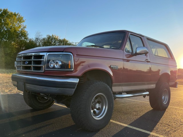 BUY FORD BRONCO 1994 105