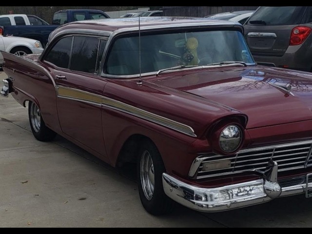BUY FORD FAIRLANE 1957, i-44autoauction